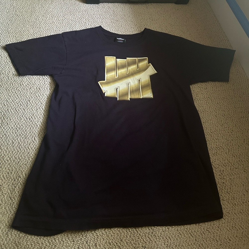 Undefeated T-Shirft UND